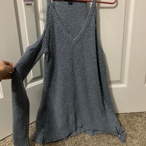 American Eagle blue sweater